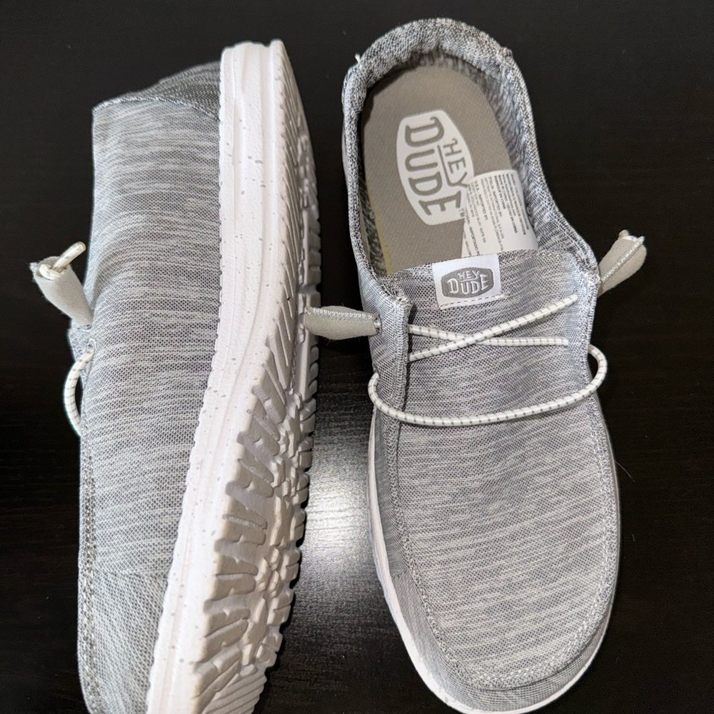 Hey Dude Women’s Light Gray Loafers